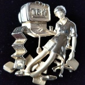 Vintage DANECRAFT goldtone secretary brooch pin